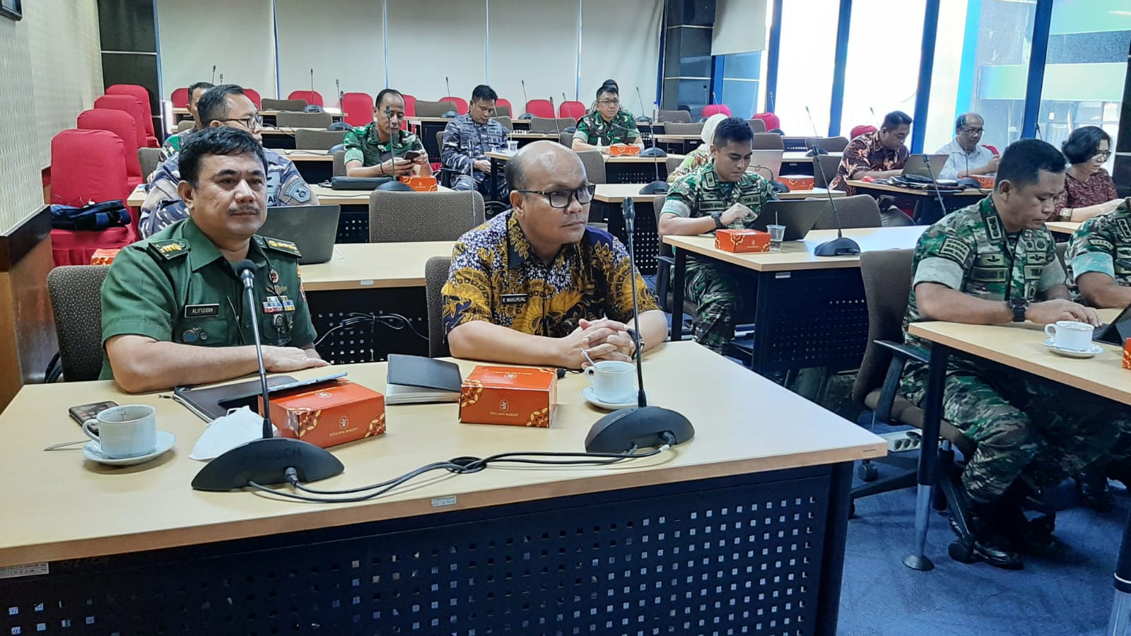 Pembahasan Keputusan Bersama Menteri Kesehatan, Menteri Dalam Negeri, Menteri Agama, Panglima TNI dan Kapolri Dalam Rangka Perlindungan Keamanan dan Keselamatan Bagi Tenaga Kesehatan di Daerah Terpencil, Perbatasan, Kepulauan dan Daftar konflik