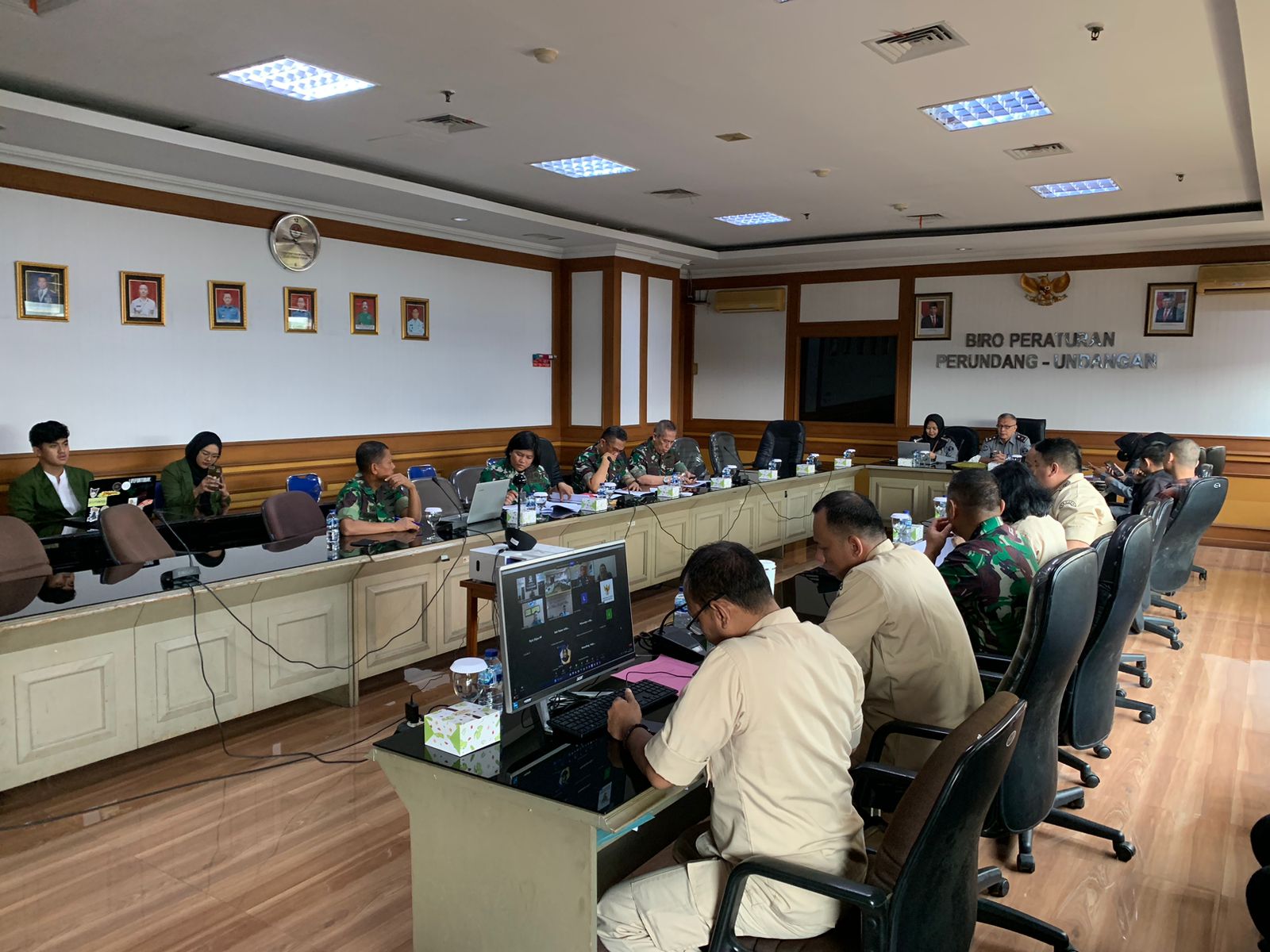 Rapat lanjutan Harmonisasi Revisi Permenhan Nomor 8 Tahun 2016 tentang Penyelenggaraan Jasa Telekomunikasi Khusus di lingkungan Kemhan dan TNI