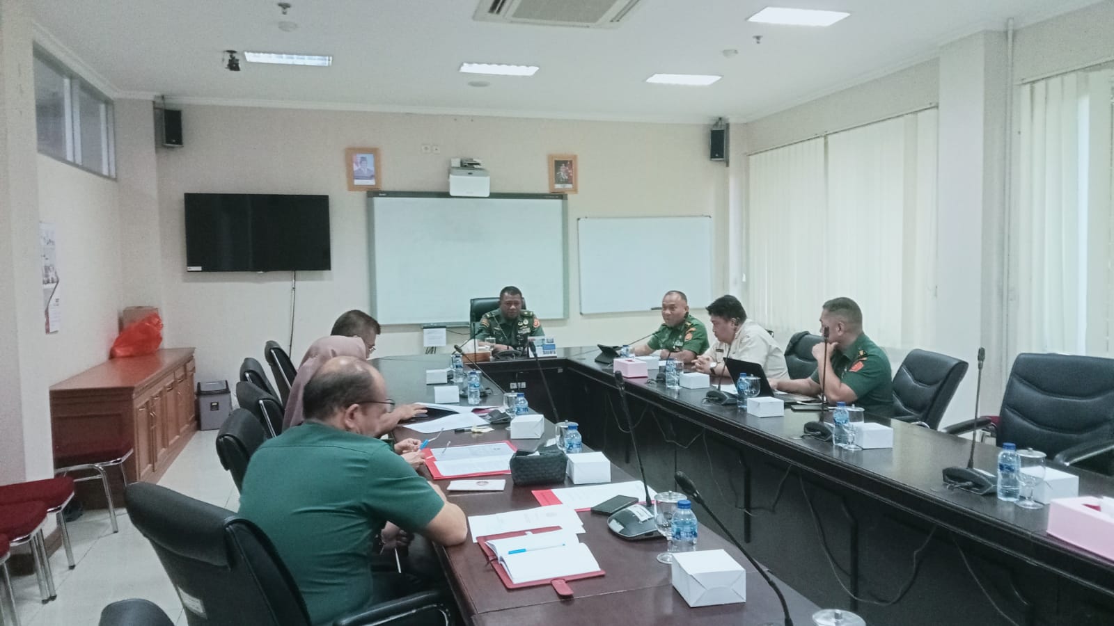 Rapat Harmonisasi Peraturan Rektor Unhan RI tentang Penerimaan Mahasiswa Baru Unhan RI dan Sanksi Akademik bagi Mahasiswa Unhan RI