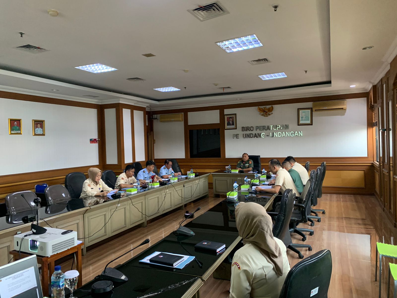 Rapat Praharmonisasi R.Permenhan tentang Pencocokan Penelitian Listrik Gas dan Air di lingkungan Kemhan dan TNI