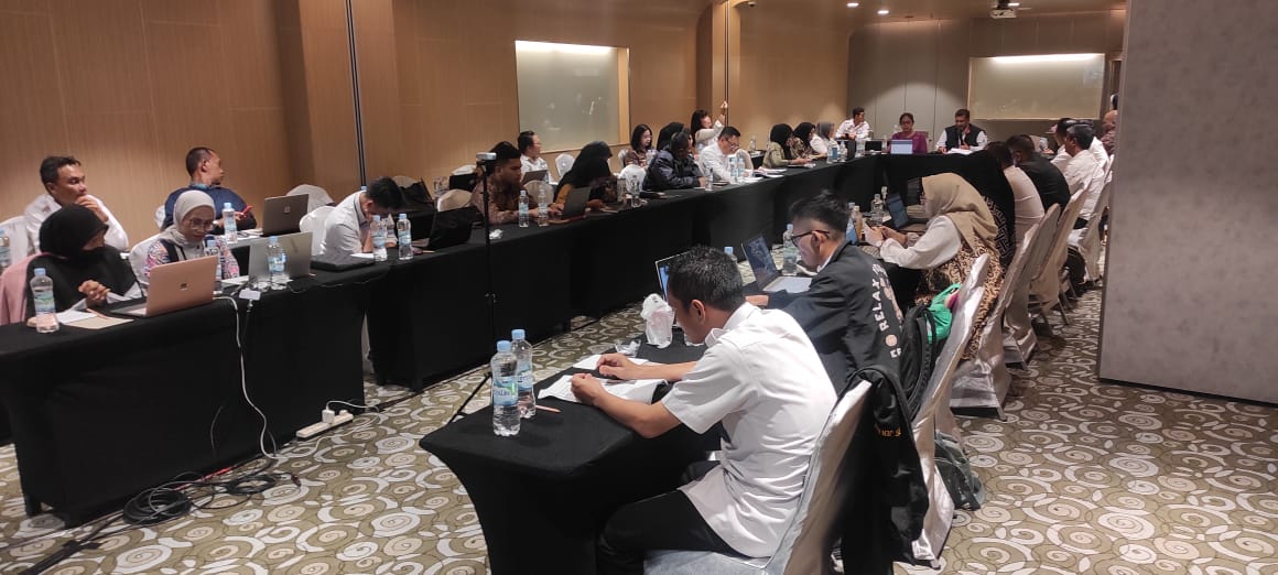 Rapat tentang Konsinyering Finalisasi Bahan Laporan Implementasi Instrumen HAM di Bidang Hak Ekonomi Sosial dan Budaya
