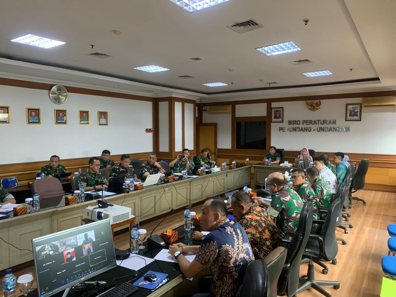 Rapat Harmonisasi R. Permenhan tentang Mekanisme Imbal Dagang, Kandungan Lokal, dan Ofset Dalam Pengadaan Alat Peralatan Pertahanan dan Keamanan dari Luar Negeri