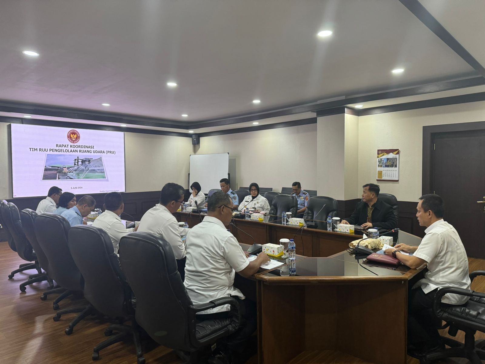 Rapat Koordinasi Rancangan Undang-undang Pengelolaan Ruang Udara