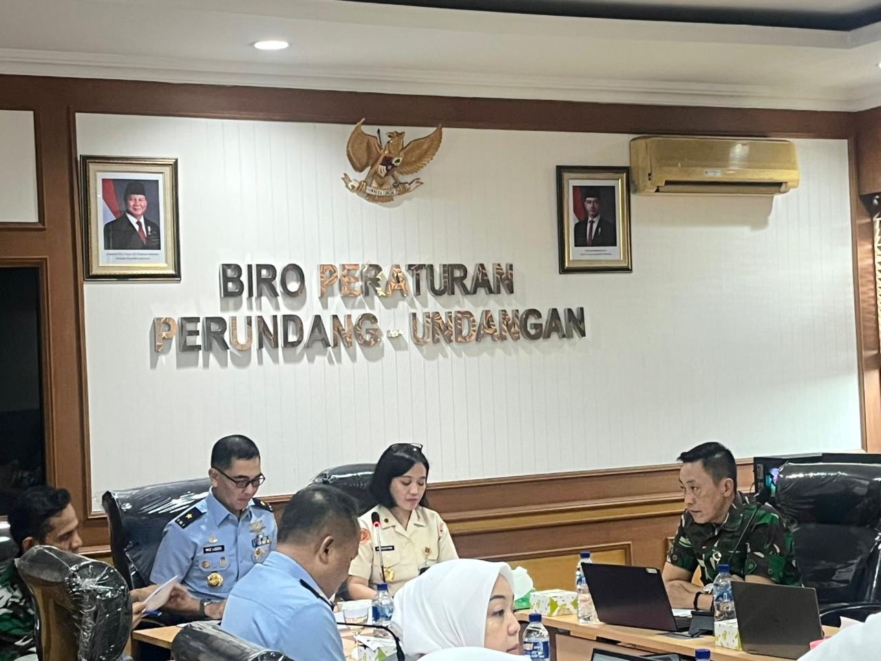 Biro Peraturan Perundang-undangan Setjen Kemhan Ikuti Rapat Pleno Harmonisasi Rancangan Peraturan Menteri Pertahanan tentang Penyusunan Kesepakatan Bersama dan Perjanjian Kerja Sama